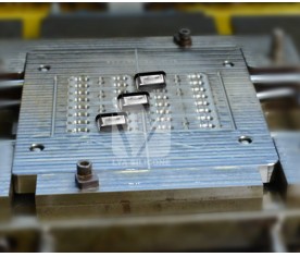 手機TYPE-C防水液態硅膠模具二